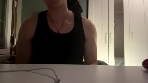 Snapshot of hornypapi6993 chatting on 12/14/25, 08:24 hornypapi6993 online show from 12/14/25, 08:24