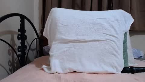 Tyla online show from 12/21/24, 01:58