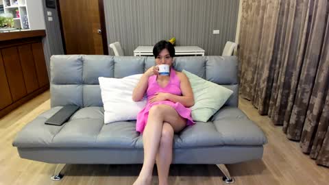 Snapshot of hornypuca chatting on 10/18/25, 05:35 Puca Tam online show from 10/18/25, 05:35