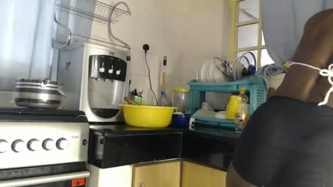 Snapshot of hornyrata chatting on 12/20/24, 02:16 hornyrata online show from 12/20/24, 02:16