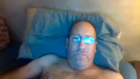 Snapshot of hornyrich6969 chatting on 12/15/25, 09:57 hornyrich6969 online show from 12/15/25, 09:57