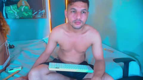 Snapshot of hornyshow1 chatting on 03/27/26, 11:54 hornyshow1 online show from 03/27/26, 11:54