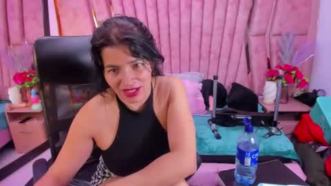 hornyskinny26 online show from 07/12/26, 06:48
