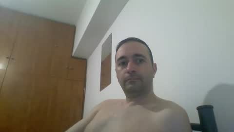 Snapshot of hornysnake69 chatting on 04/16/26, 01:12 hornysnake69 online show from 04/16/26, 01:12