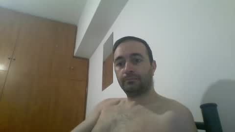 Snapshot of hornysnake69 chatting on 05/14/26, 09:05 hornysnake69 online show from 05/14/26, 09:05