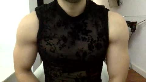 Snapshot of hornyspaniard93 chatting on 04/30/26, 10:32 hornyspaniard93 online show from 04/30/26, 10:32