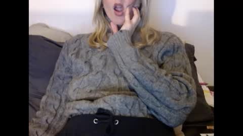 Hornyssima online show from 02/08/25, 06:22