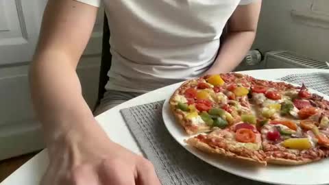 Snapshot of hornysteve_69 chatting on 12/18/25, 12:55 Steve online show from 12/18/25, 12:55