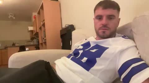 Snapshot of hornytom27 chatting on 10/18/25, 11:11 Horny247 online show from 10/18/25, 11:11