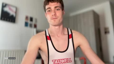 hornytwunk01 online show from 04/27/26, 04:49