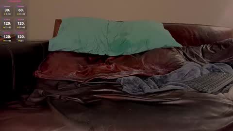 hornyupstate online show from 01/04/25, 07:44