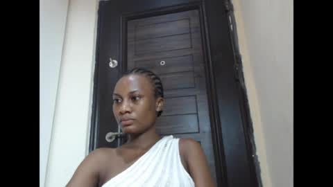 Snapshot of hornyxmamacita chatting on 04/17/26, 11:19 hornyxmamacita online show from 04/17/26, 11:19