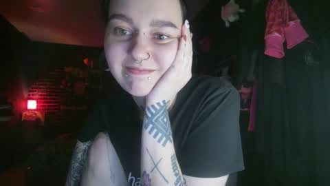 Snapshot of horror_circus chatting on 02/25/25, 04:35 Messalina Horror online show from 02/25/25, 04:35