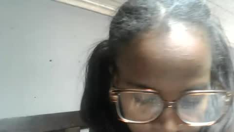 Hortansiaa online show from 06/12/26, 07:57