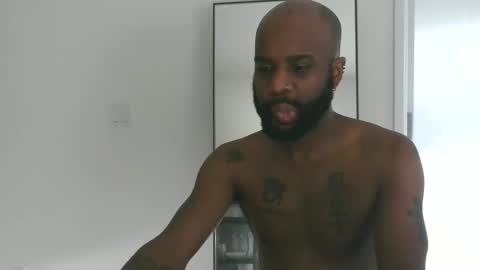 Snapshot of horus00 chatting on 01/07/25, 01:46 Horus00 online show from 01/07/25, 01:46