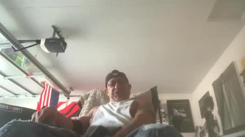hoss43040 online show from 09/09/25, 10:42