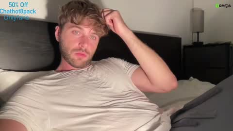 Edward aka Wolf online show from 09/19/25, 03:41