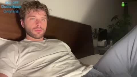 Edward aka Wolf online show from 08/04/26, 03:53