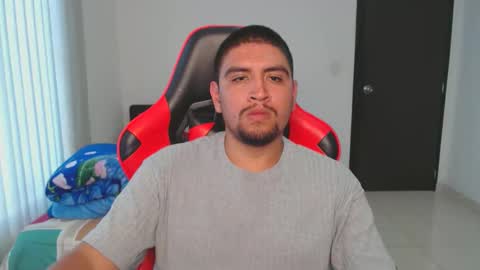 Snapshot of hot__husbands chatting on 03/04/25, 06:18 hot__husbands online show from 03/04/25, 06:18