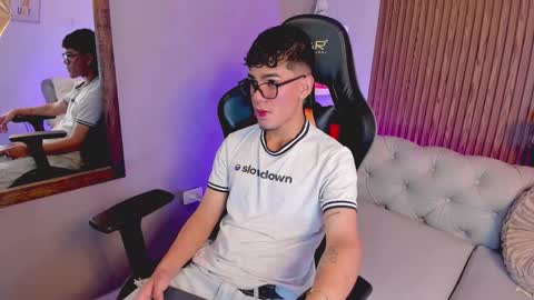 Snapshot of hot_alex1 chatting on 12/14/25, 08:24 alex online show from 12/14/25, 08:24