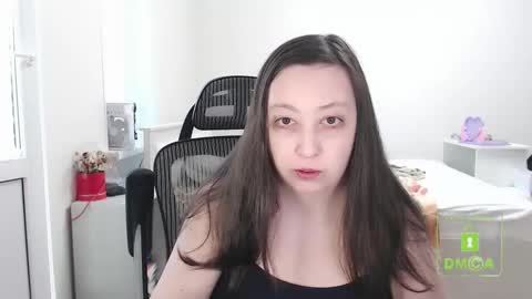 Snapshot of hot_and_pretty chatting on 10/18/25, 09:54 Lila online show from 10/18/25, 09:54