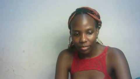 Millie online show from 01/06/25, 04:13