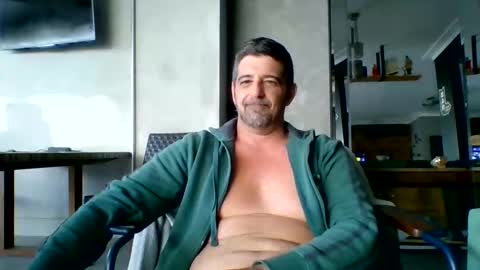 Snapshot of hot_bigcook chatting on 06/05/26, 07:30 Hardcock20cm online show from 06/05/26, 07:30