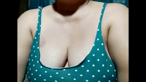 hot_boobs21 online show from 02/17/25, 11:55
