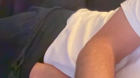 Snapshot of hot_boy_dutch chatting on 01/01/25, 06:59 hot_boy_dutch online show from 01/01/25, 06:59