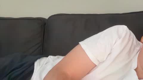 Snapshot of hot_boy_dutch chatting on 03/04/25, 02:42 hot_boy_dutch online show from 03/04/25, 02:42