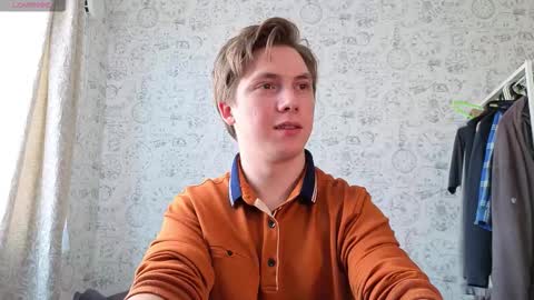 Snapshot of hot_boy_oscar chatting on 09/12/25, 11:10 Oscar online show from 09/12/25, 11:10