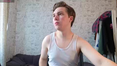 Snapshot of hot_boy_oscar chatting on 09/23/25, 11:13 Oscar online show from 09/23/25, 11:13