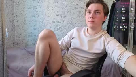 Snapshot of hot_boy_oscar chatting on 10/08/25, 11:19 Oscar online show from 10/08/25, 11:19