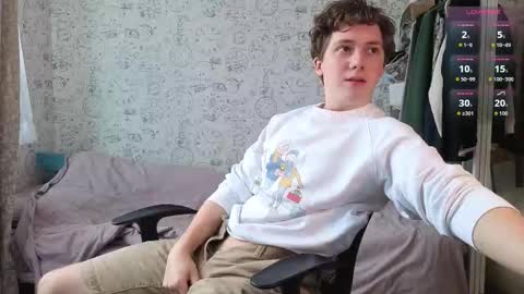 Snapshot of hot_boy_oscar chatting on 10/21/25, 11:22 Oscar online show from 10/21/25, 11:22