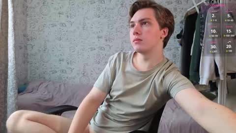 Snapshot of hot_boy_oscar chatting on 10/22/25, 11:21 Oscar online show from 10/22/25, 11:21