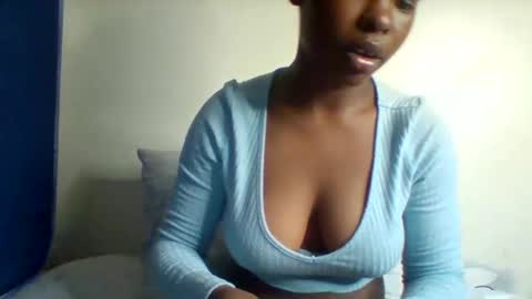 Snapshot of hot_cammy08 chatting on 03/06/26, 02:57 sweet cammy online show from 03/06/26, 02:57