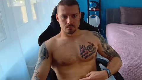 hot_cap_77 online show from 05/23/26, 11:03