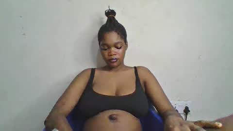 Snapshot of hot_choccoolate chatting on 05/14/26, 05:53 Zarah online show from 05/14/26, 05:53