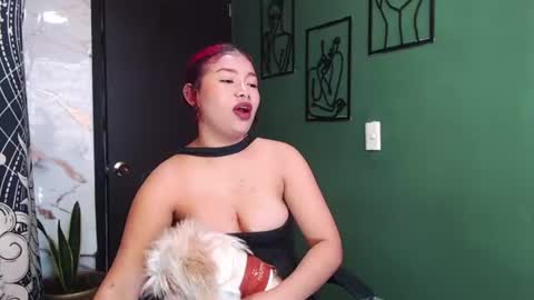 hot chocolate 4u online show from 06/24/26, 05:01