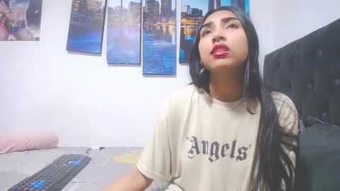 hot coupl3 69 online show from 02/21/25, 04:51