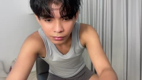 Snapshot of hot_cuteboy02 chatting on 07/17/26, 03:35 Kim online show from 07/17/26, 03:35
