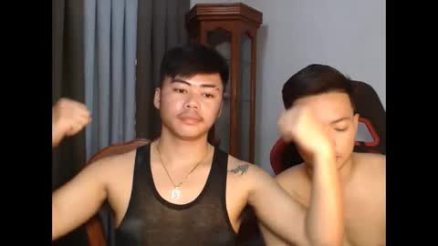 Snapshot of hot_emmanuel chatting on 09/19/25, 02:02 hot_emmanuel online show from 09/19/25, 02:02