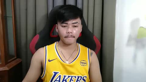 Snapshot of hot_emmanuel chatting on 10/26/25, 04:40 hot_emmanuel online show from 10/26/25, 04:40