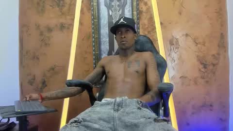 hot_golden_black online show from 09/14/25, 09:14