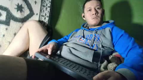 hot_guy36 online show from 12/19/25, 03:02