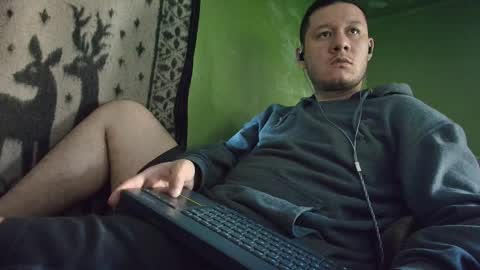 hot_guy36 online show from 03/01/26, 02:30