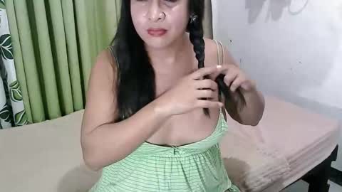 hot_jenile01 online show from 02/08/26, 08:07