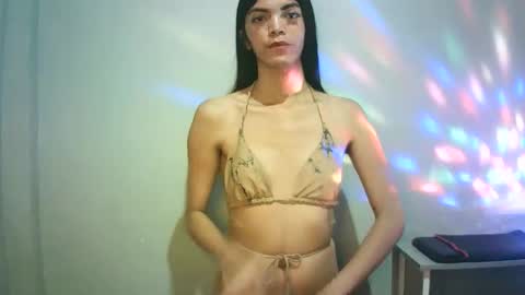 Snapshot of hot_keysha chatting on 01/14/26, 09:48 hot_keysha online show from 01/14/26, 09:48