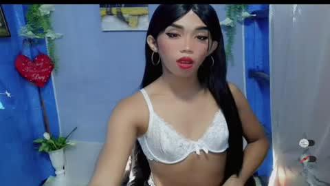 Snapshot of hot_khianna chatting on 03/22/26, 11:08 Khianna online show from 03/22/26, 11:08