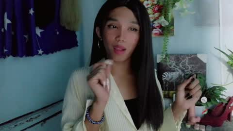 Snapshot of hot_khianna chatting on 04/12/26, 04:01 Khianna online show from 04/12/26, 04:01